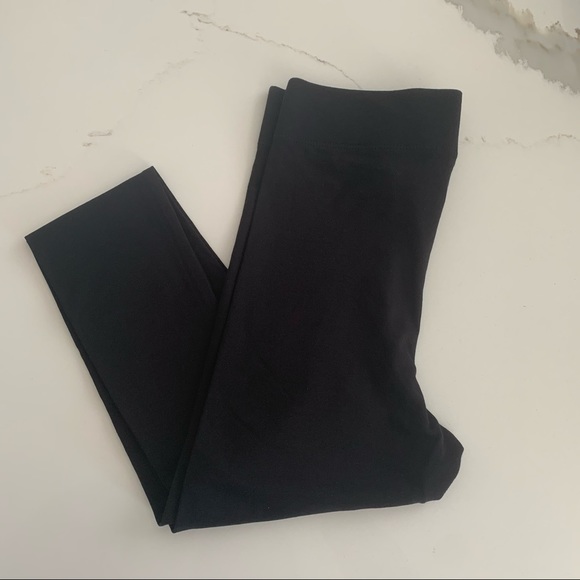 Forever 21 High Rise Black Leggings Size - S - Picture 3 of 5